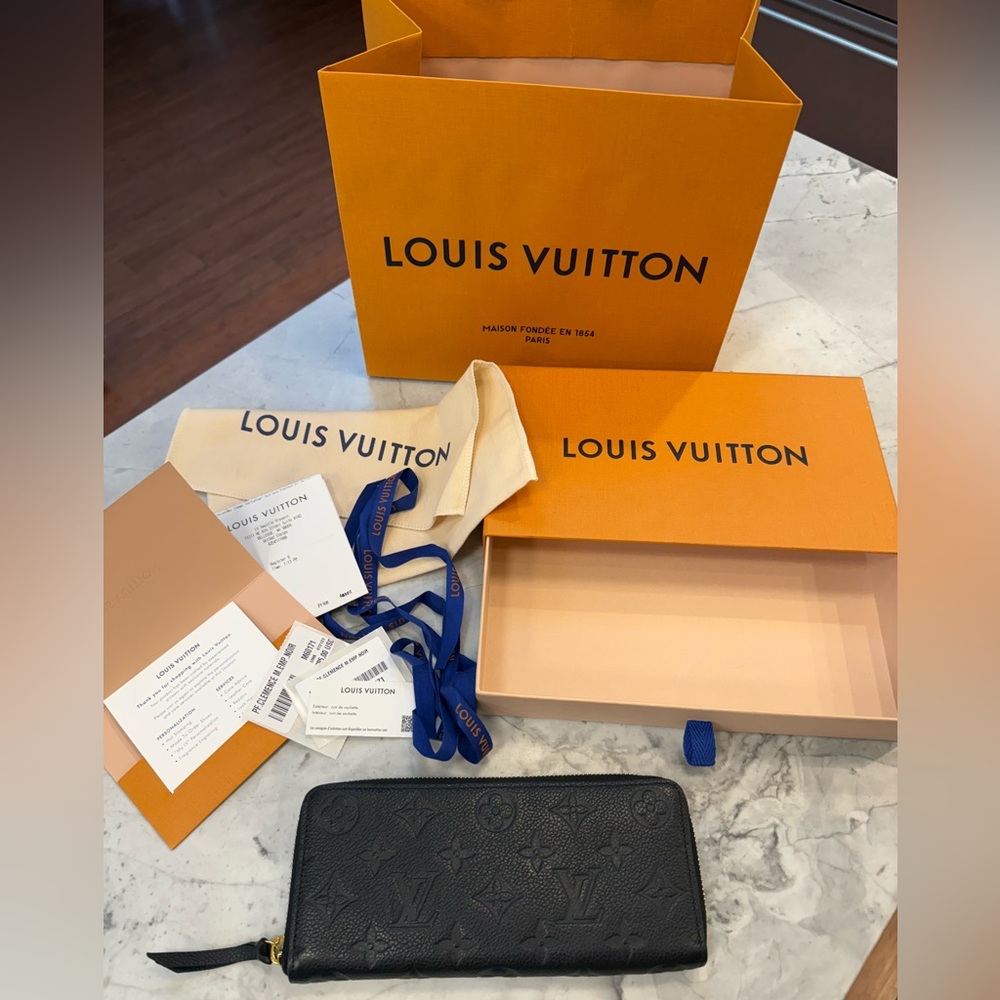 Louis Vuitton classic Clémence Wallet Monogram Empreinte.